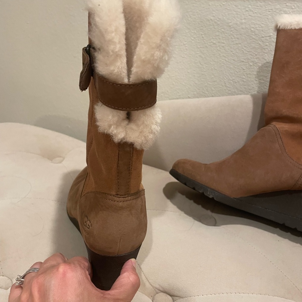 Uggs only used once. Size 8